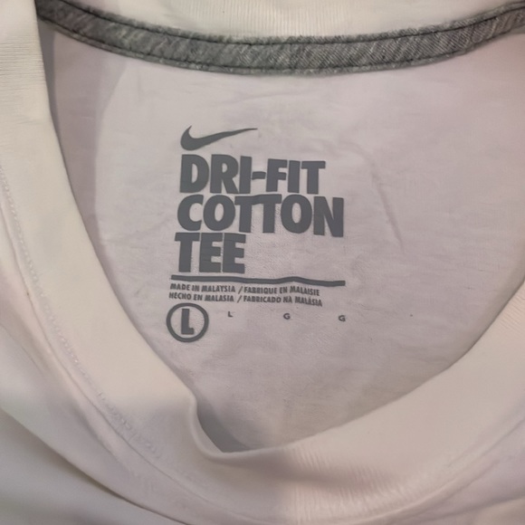 Nike White dri-fit cotton Tee - Picture 3 of 3